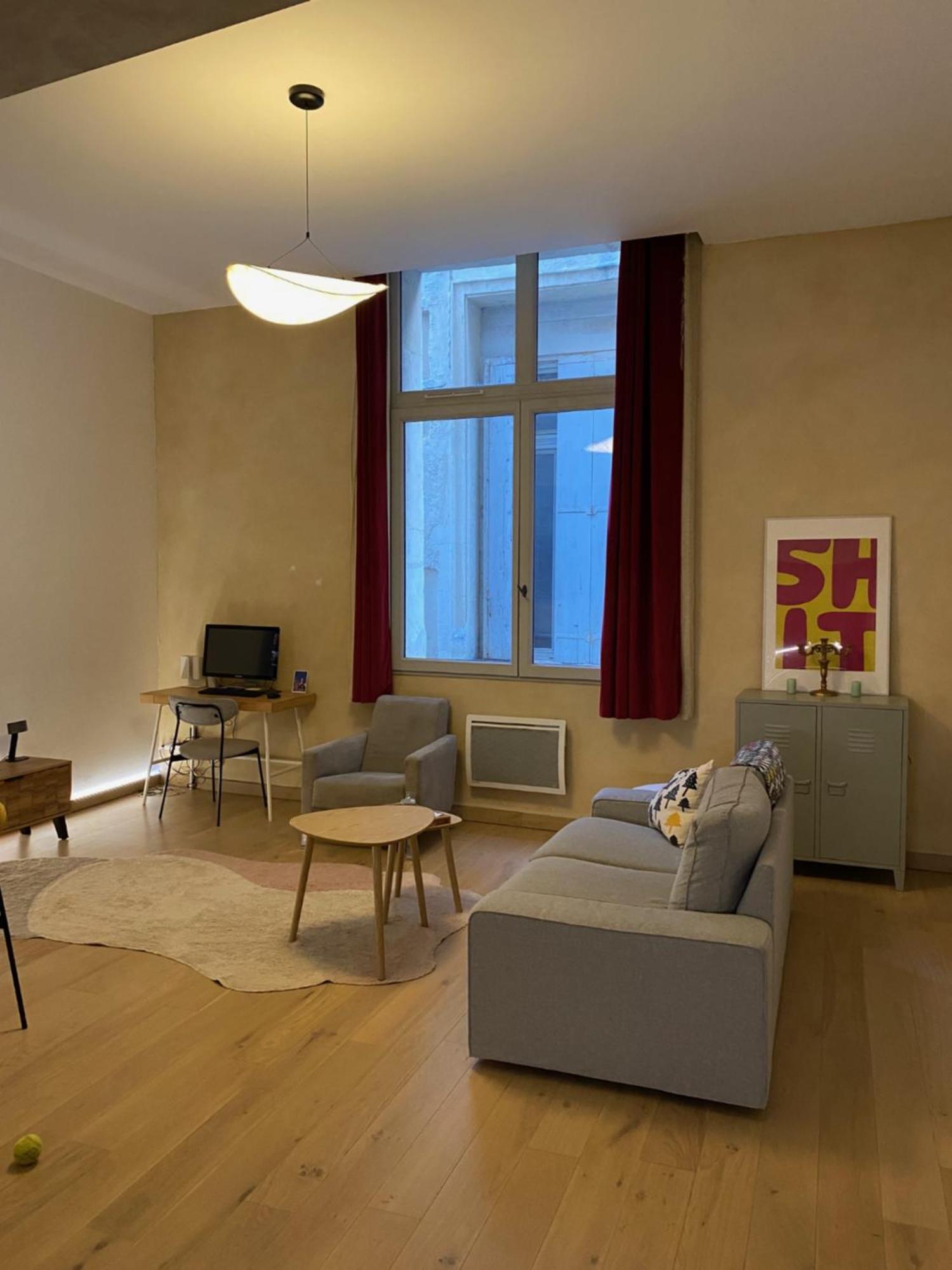 Plein Coeur Apartment *